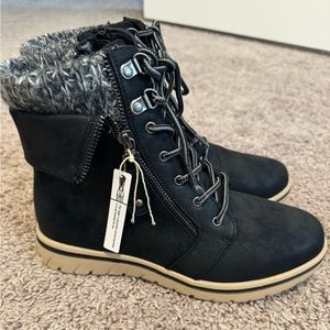 BRAND NEW! Cliffs Women’s Black Boots